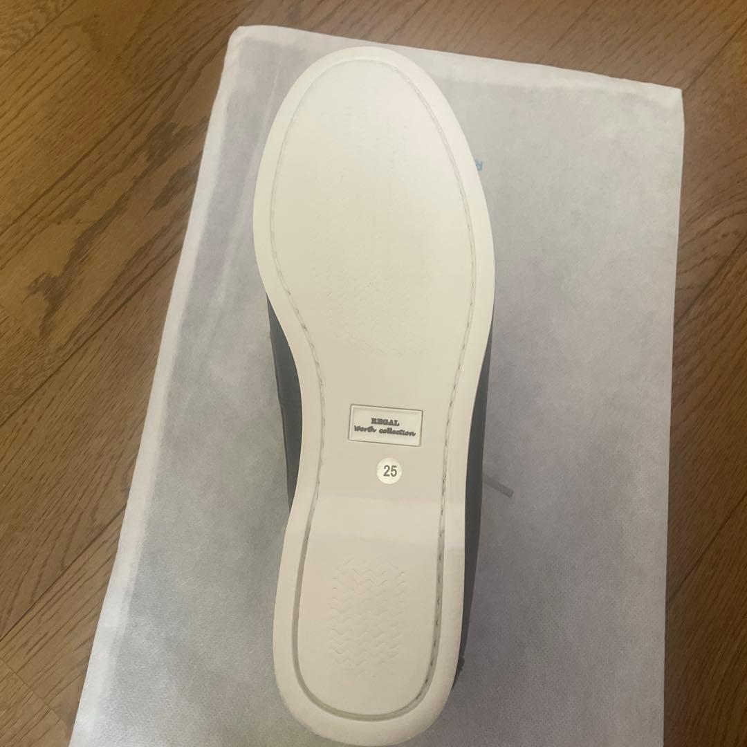 【新品　未使用】　REAGAL 牛革製　デッキシューズ　ネイビー