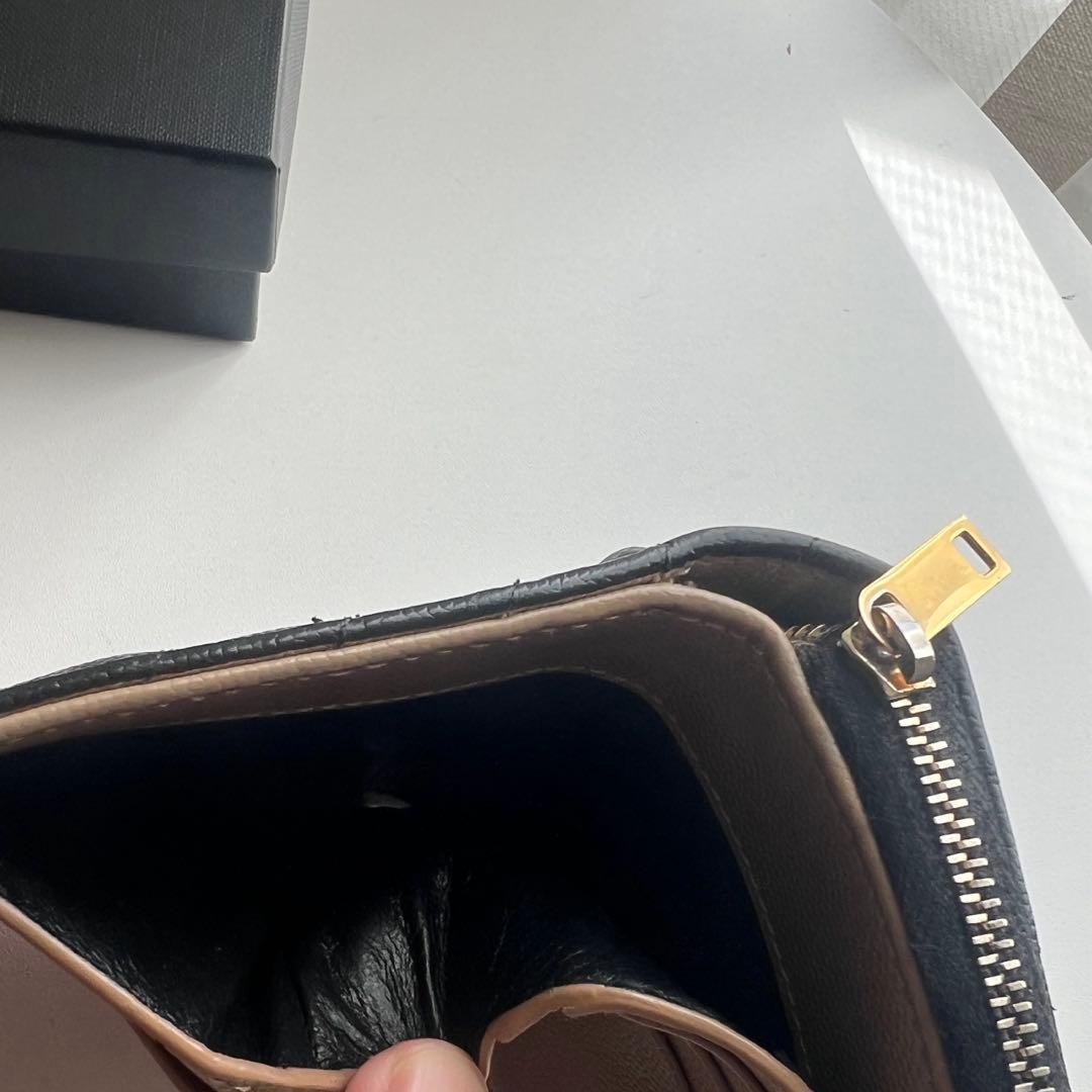 70 美品 SAINTLAURENT イヴサンローラン 2つ折り財布