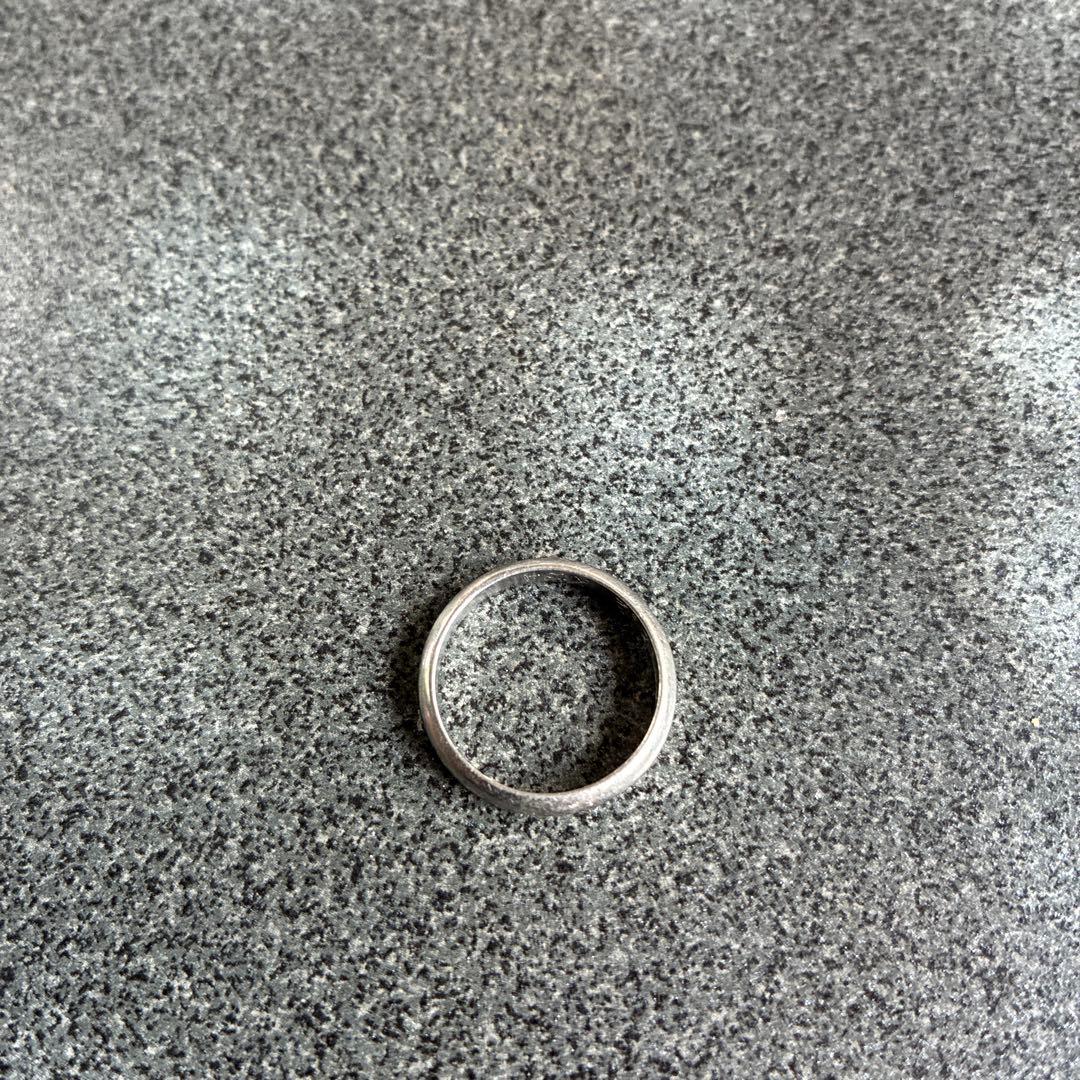 甲丸リング　プラチナ900 重さ4グラム　USED