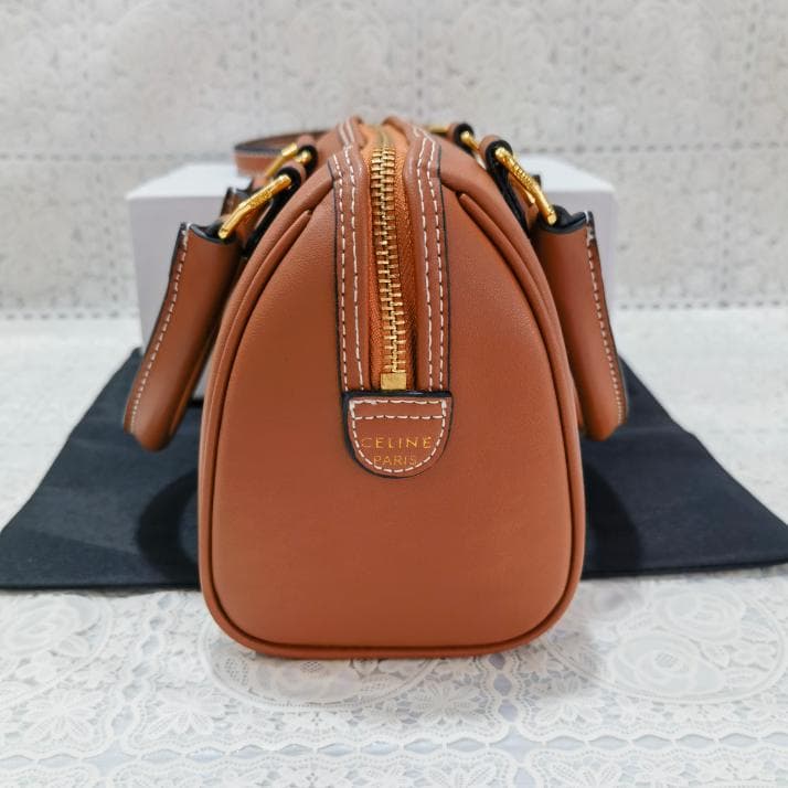 【超人気】CELINE セリーヌ ショルダーバッグ