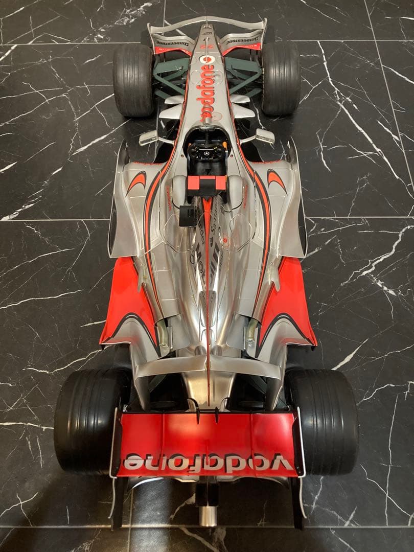 デアゴスティーニ 1/8 週刊 マクラーレン MP4-23 ハミルトン　完成品