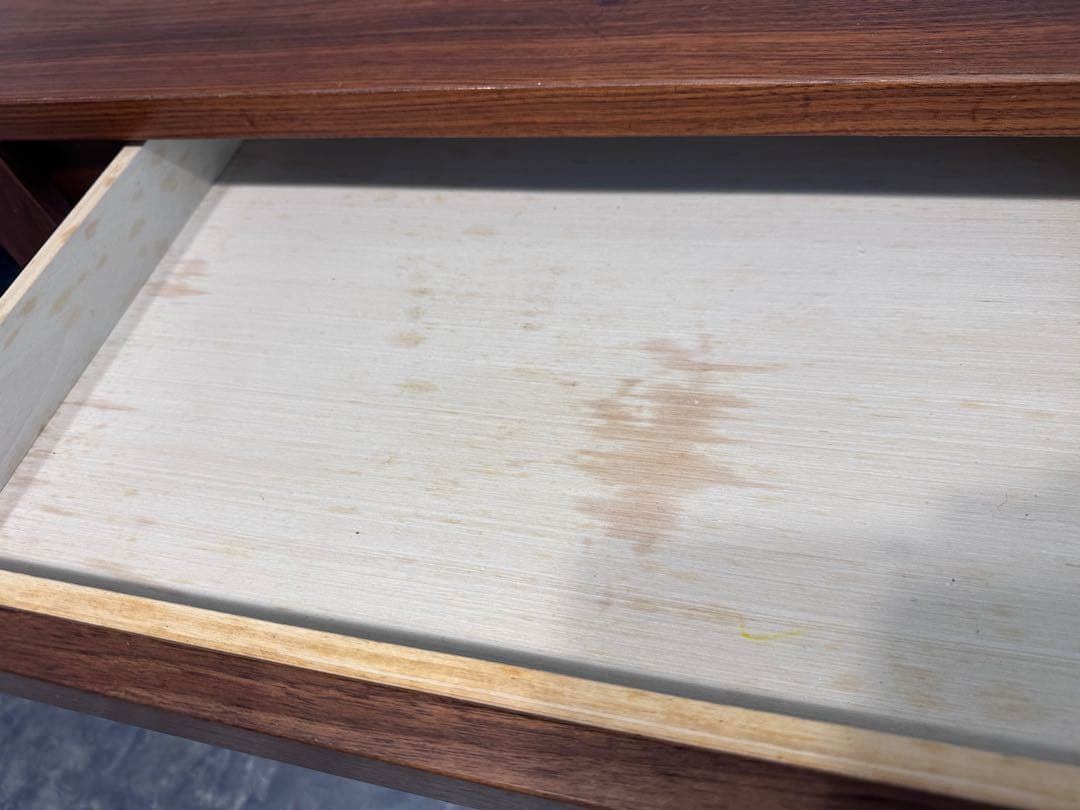 【無印良品】ダイニングテーブル 引出付 140×80cm　ウォールナット材