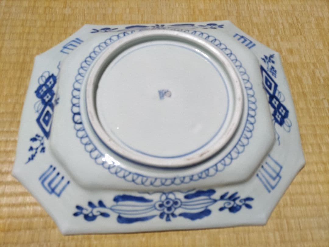 伊万里　青磁　龍虎図　隅切り　四方　大皿（39×33cm）