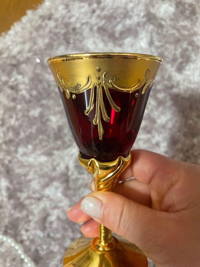 ベネチアングラス ワイングラス 24kT 赤と金の花柄ガラス杯