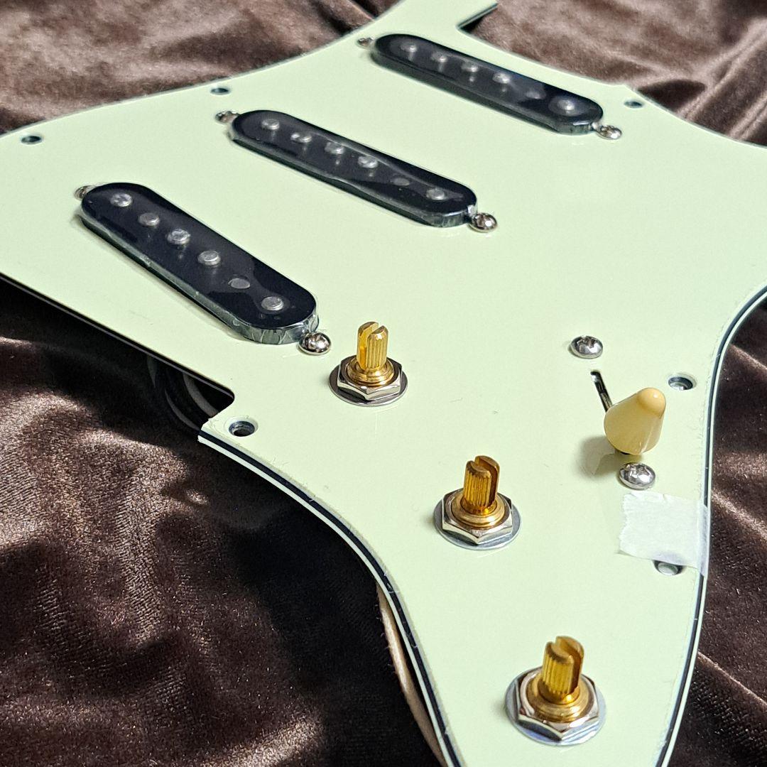 ストラトSSSアセンブリ CS69復刻 高品質 Profesional - メルカリ