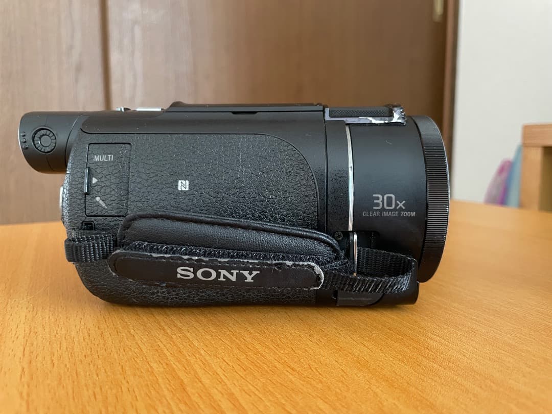 ソニービデオカメラ　AX55/充電器&バッテリー2個