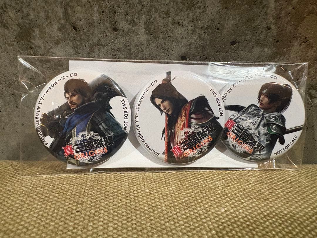 真三國無双ORIGINS 特典缶バッジ 3個セット - メルカリ