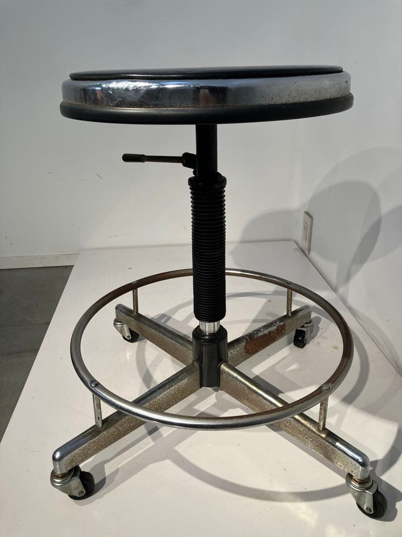 インダストリアル、ヴィンテージ・スチールスツール、オールド、レトロ、椅子、多目的