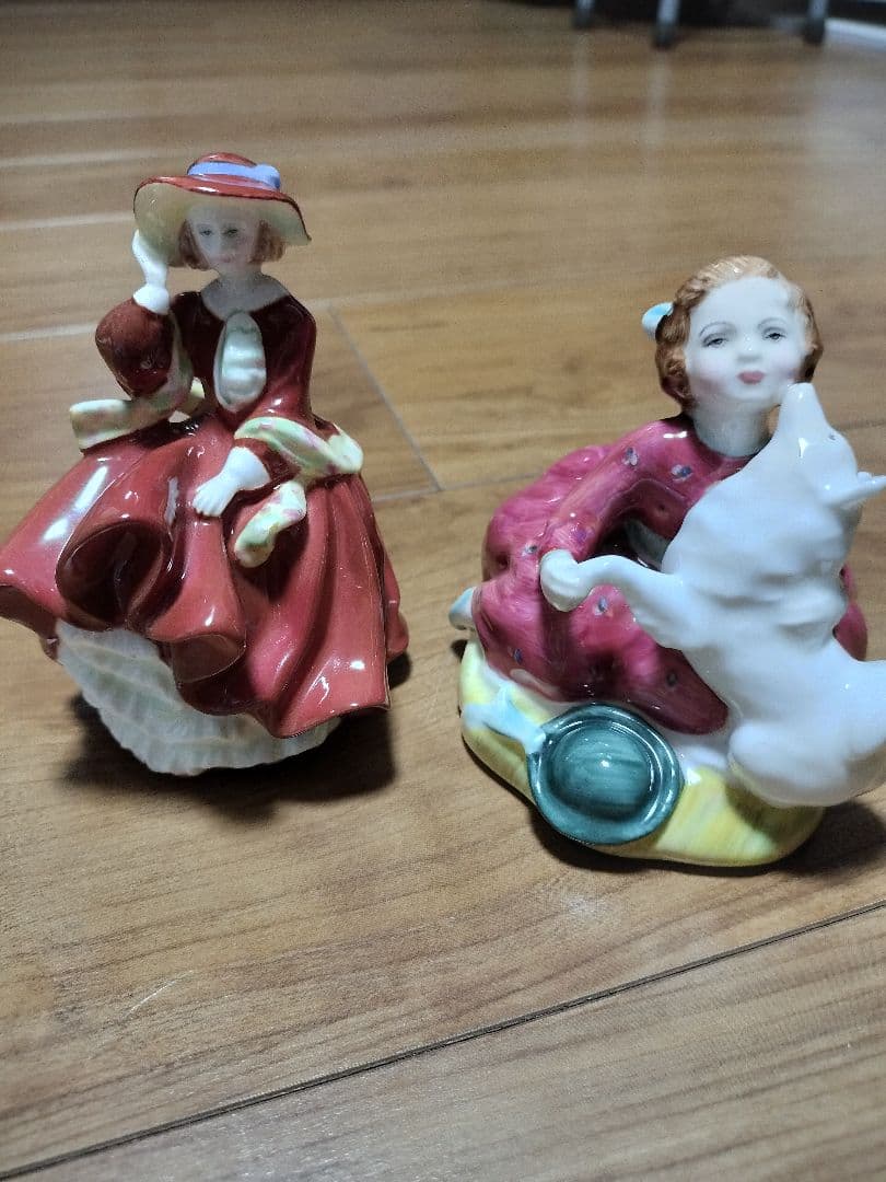 ロイヤルドルトン 陶器人形 フィギュリン アンティーク 置物 2体セット