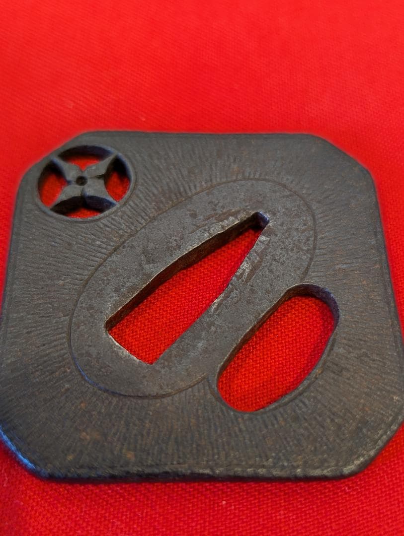 無銘 鉄地阿弥陀鑢七宝透かし鐔 鍔 拵 日本刀 刀装具 骨董 古美術 江戸時代