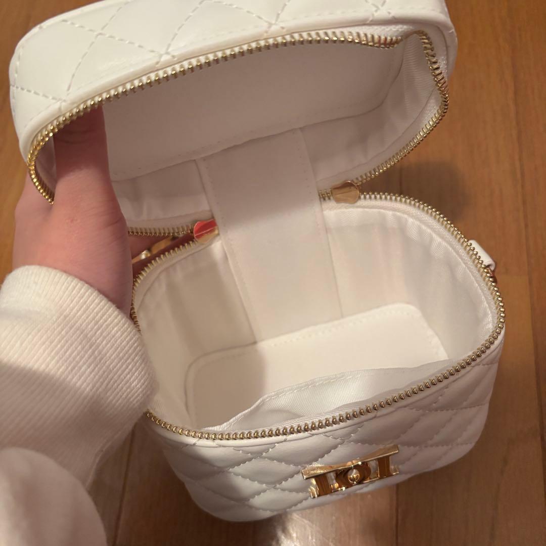 darich ダーリッチ キルティングビジュースクエアミニバッグ ホワイト