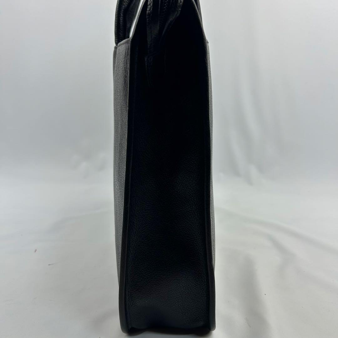 【美品】イルビゾンテ　トートバッグ　ビジネスバッグ　ブリーフケース　ロゴ　型押し