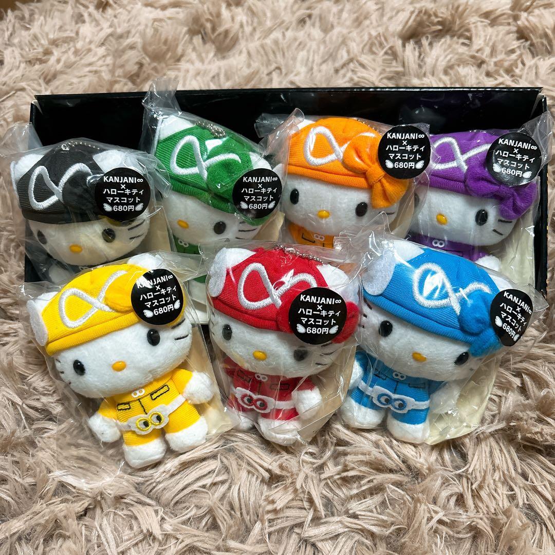 関ジャニ∞×ハローキティマスコット　エイトレンジャー+8EST 缶バッジセット