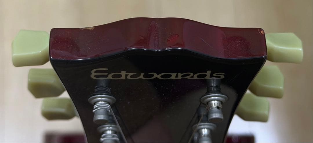 値下げ／EDWARDS レスポール／E-LP-STD／チェリーサンバースト／軽量