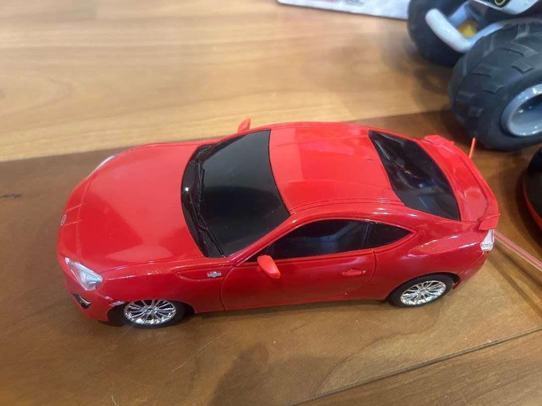 マリオ・ピーチ バギー　ラジコン　&おまけのトヨタ86ラジコン