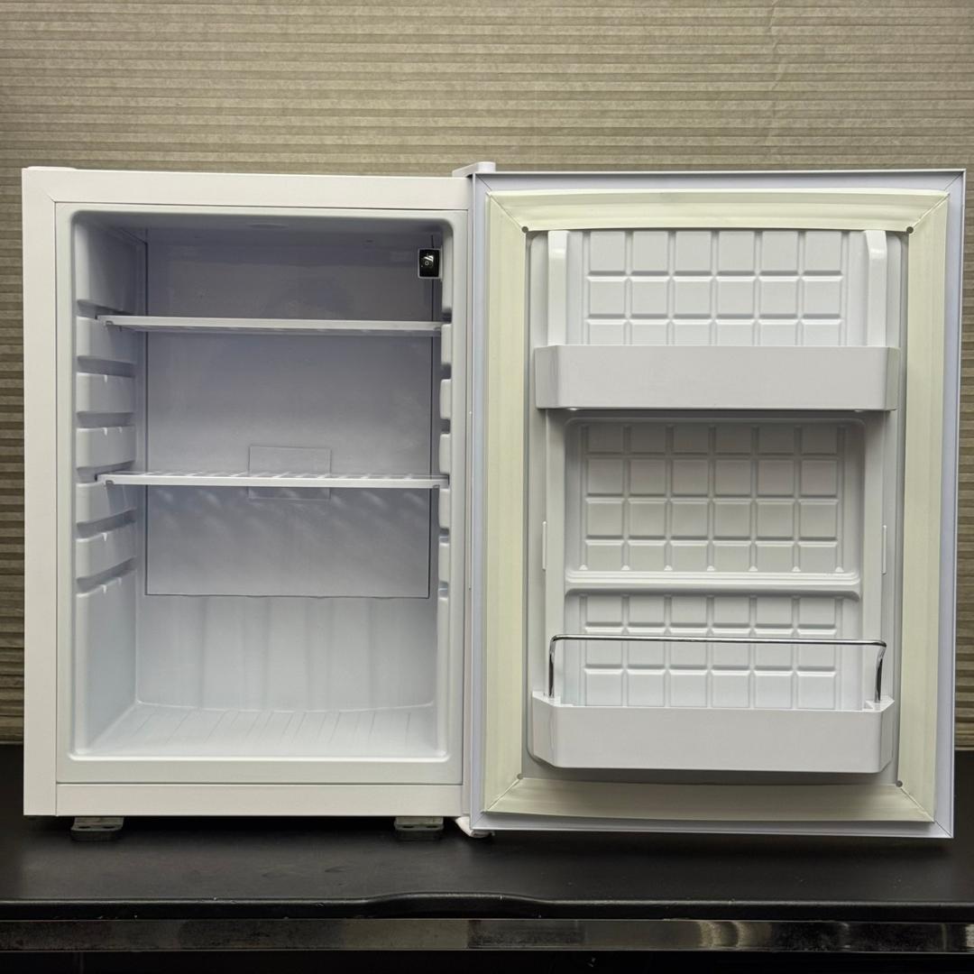 ☆三ツ星貿易　電気 冷蔵庫　Excellence　ML-40SG　ペルチェ式