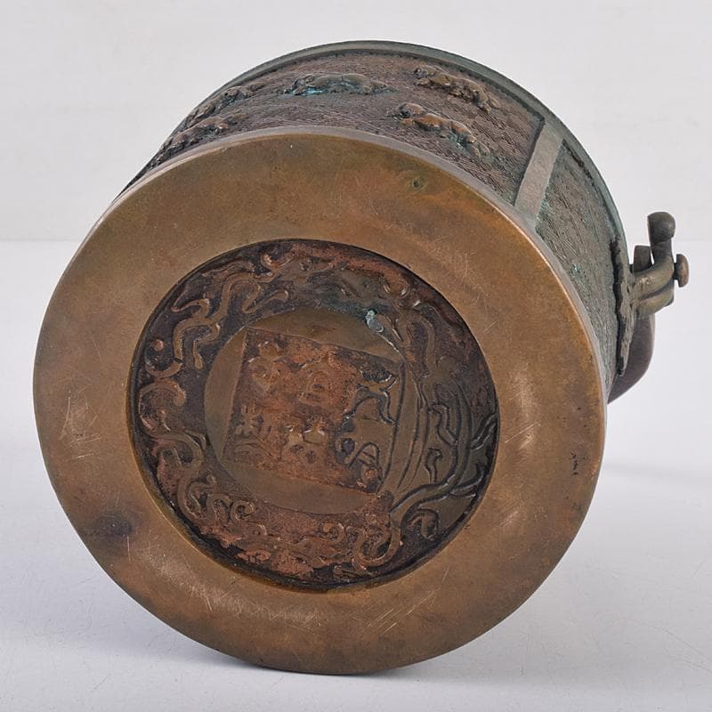 中国 宣徳年製款 古銅宣徳銅 馬刻 持ち手付 透かし蓋香炉 M R8855