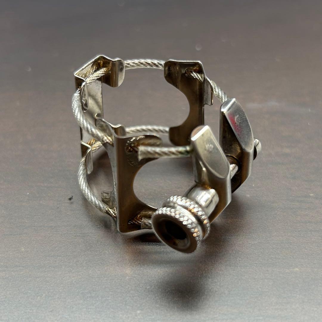 K Plume アルトサックス用リガチャー 真鍮製銀メッキ 中古品