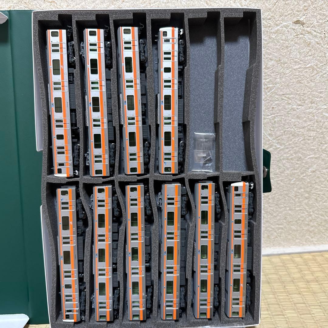 Nゲージ KATO E233系中央線(H編成・トイレ設置車)