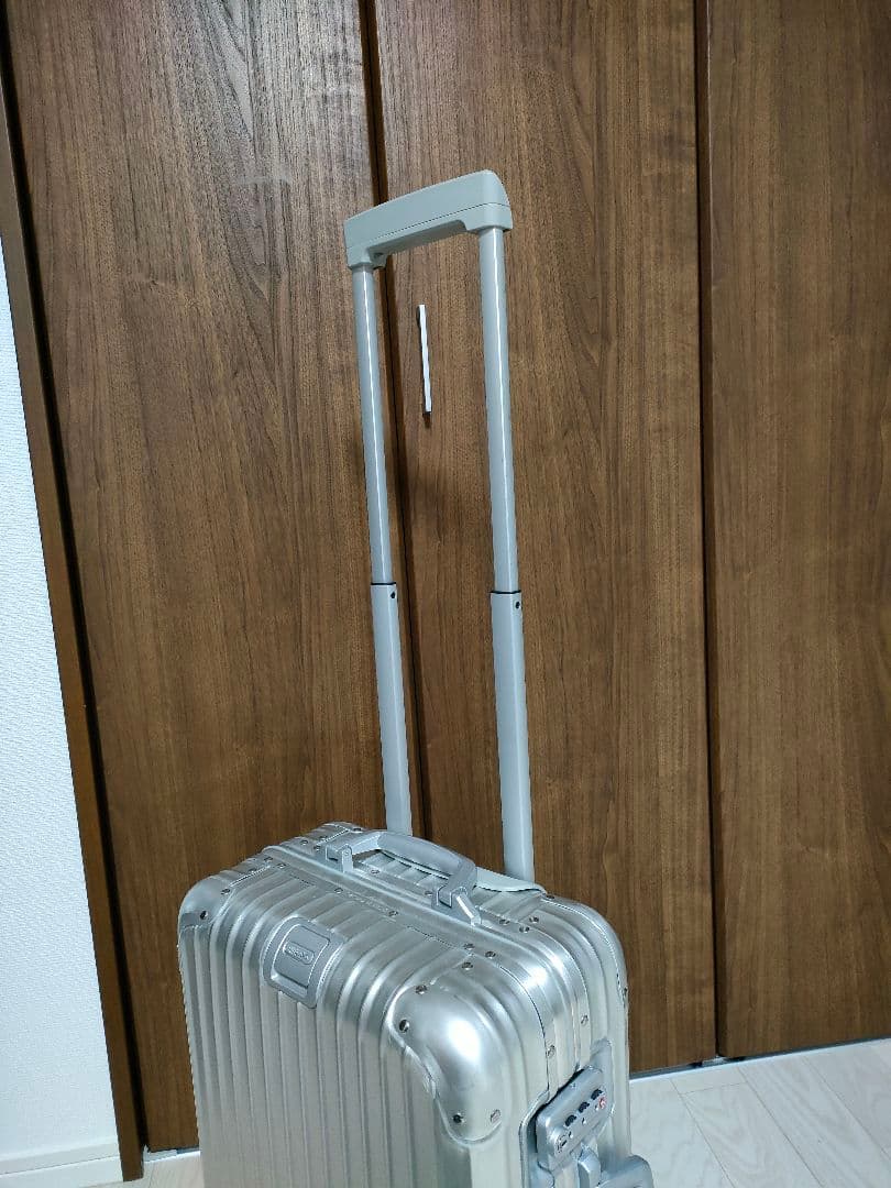 リモワ キャリーケース トパーズ 34L 2輪 スーツケース 929.52 RIMOWA