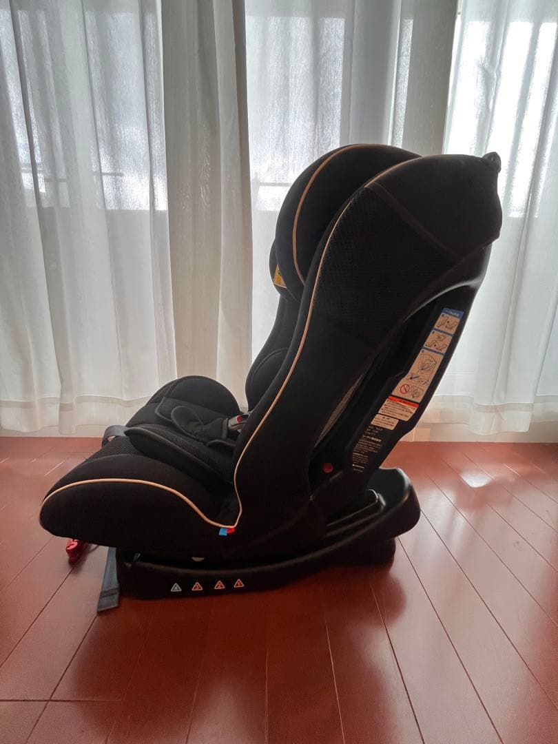 シートベルト固定　チャイルドシート