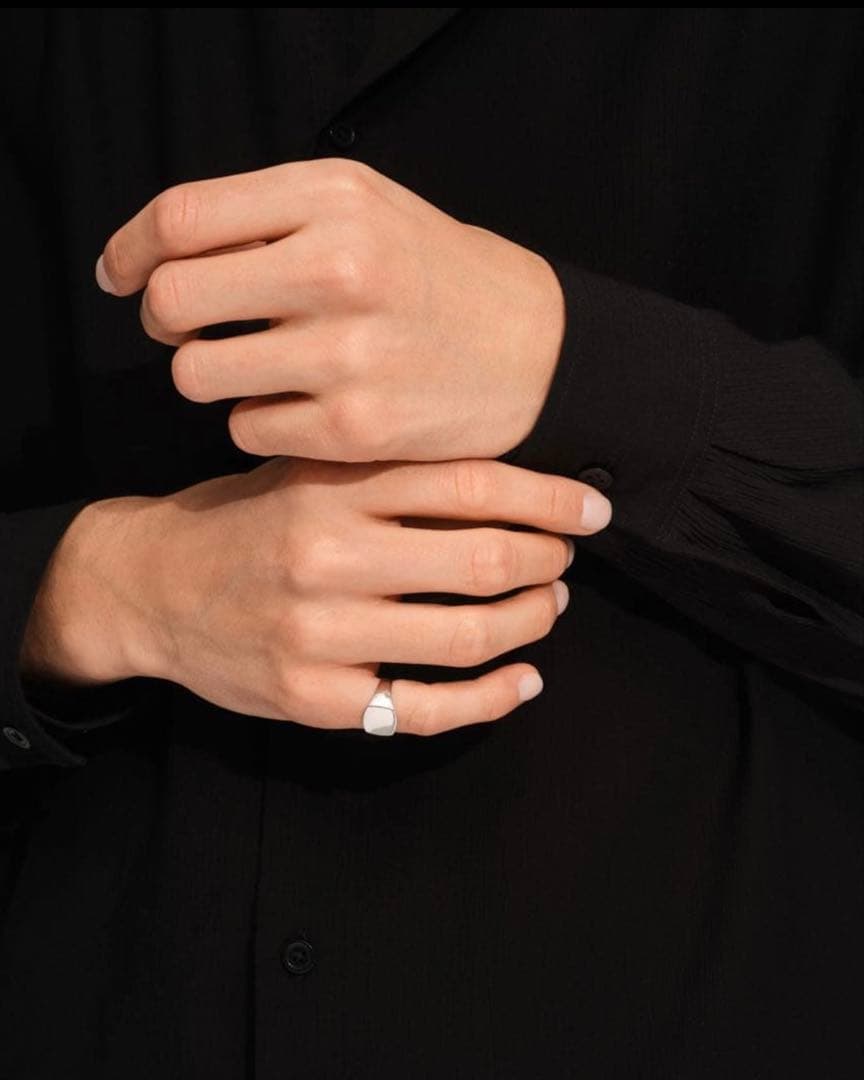 アクセサリー TOMWOOD / Mini Signet Cushion Ring / 46