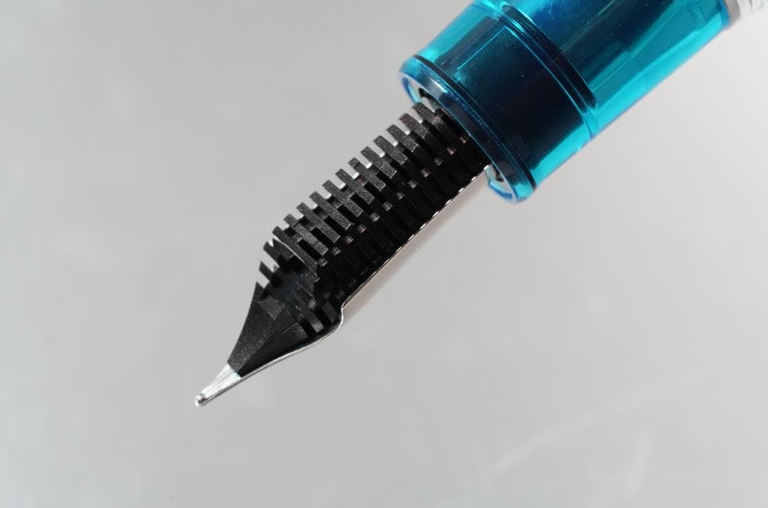 セーラー プロフェッショナルギア スケルトン ターコイズ M 趣味の文具