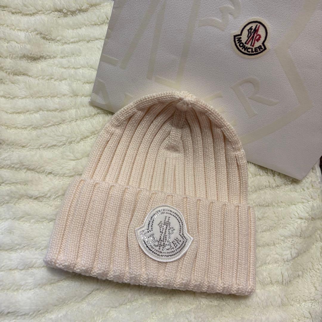 モンクレ ニット帽 ビーニー アイボリー キラキラ - メルカリ