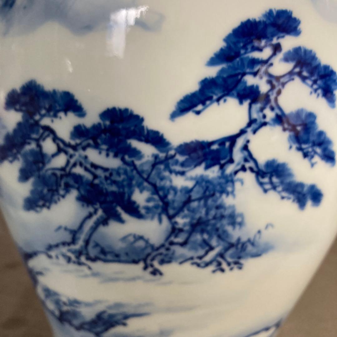 【深川製磁】有田焼の伝統　日本の名窯　宮内庁御用達　深川製磁　染付山水絵　花瓶