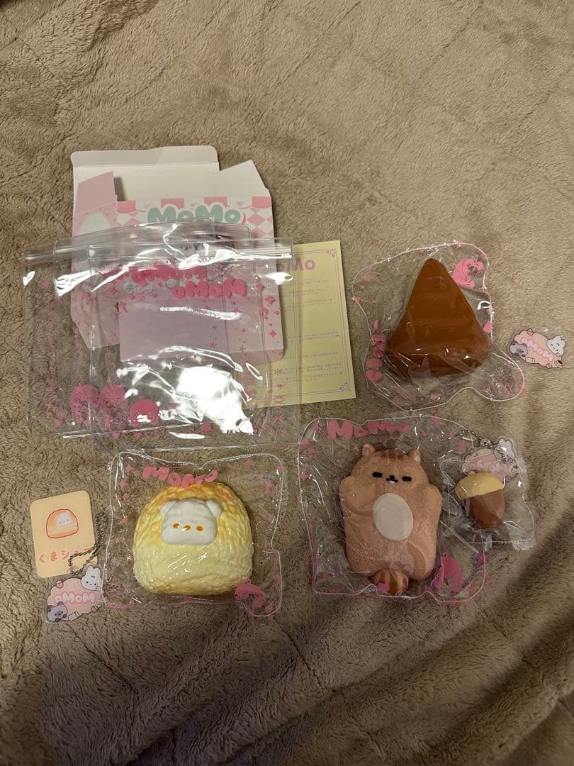 レア】Momoスクイーズ シュークリーム ギュッとハグアニマル 3点セット