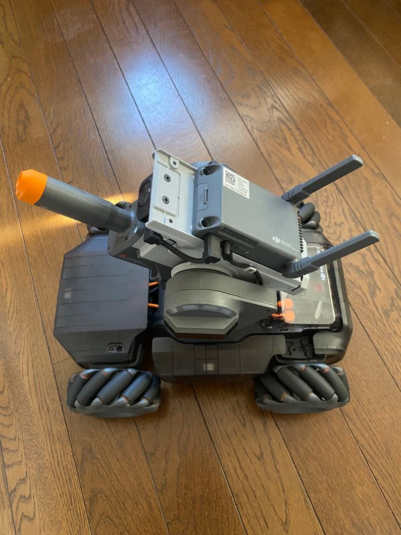 DJI ロボマスター S1