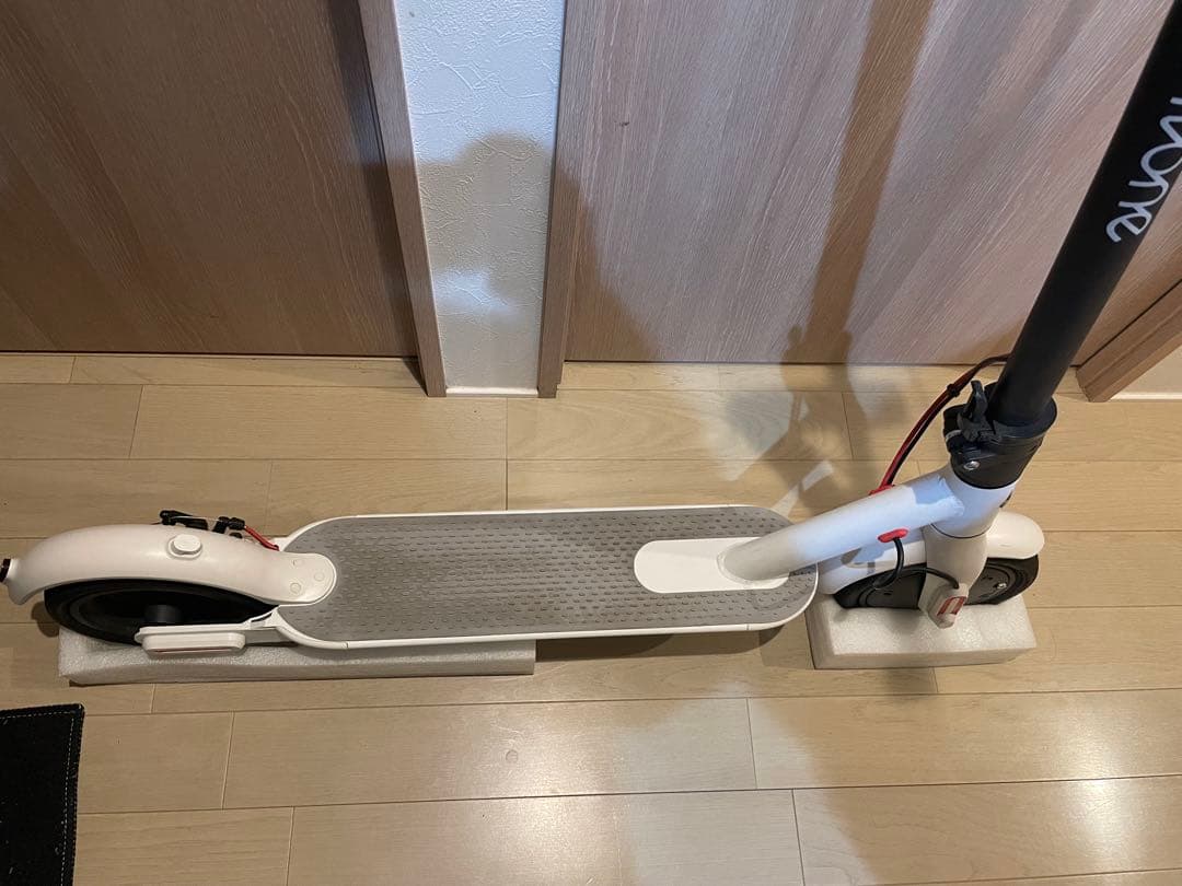 キントーンバッテリーキックボードモデルONE