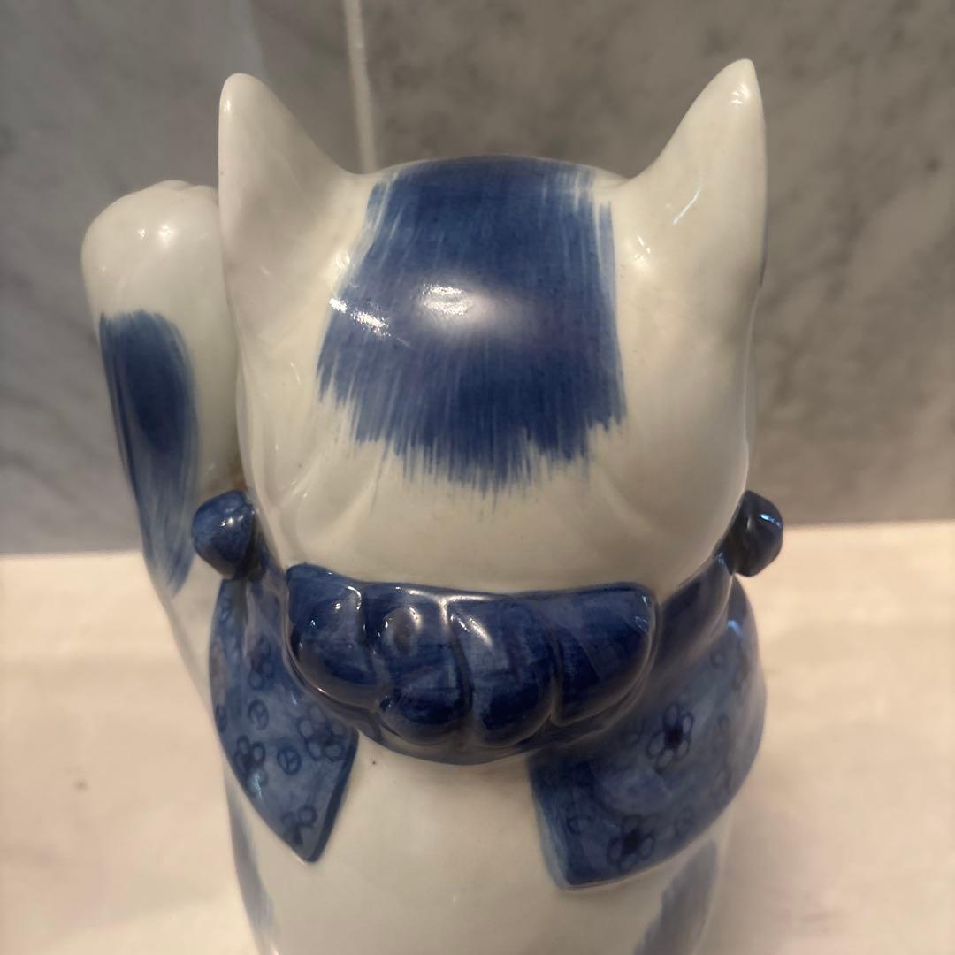 九谷焼アンティーク 妖艶な瞳やまつ毛、体の模様が芸術的で可愛い花