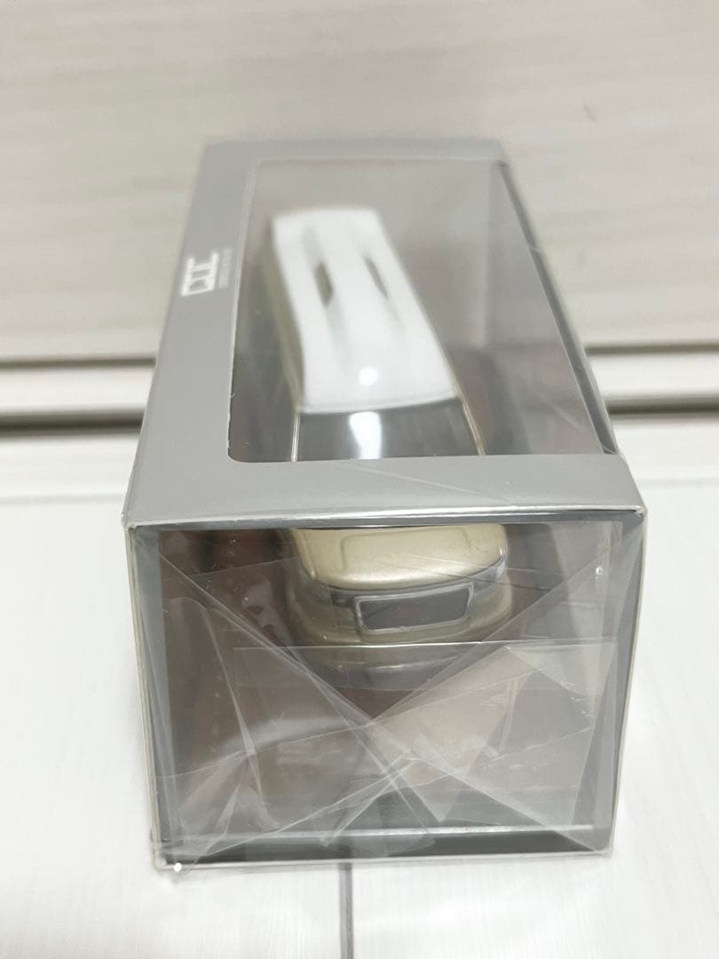 《新品箱付》1:64 SAVANA ミニカー