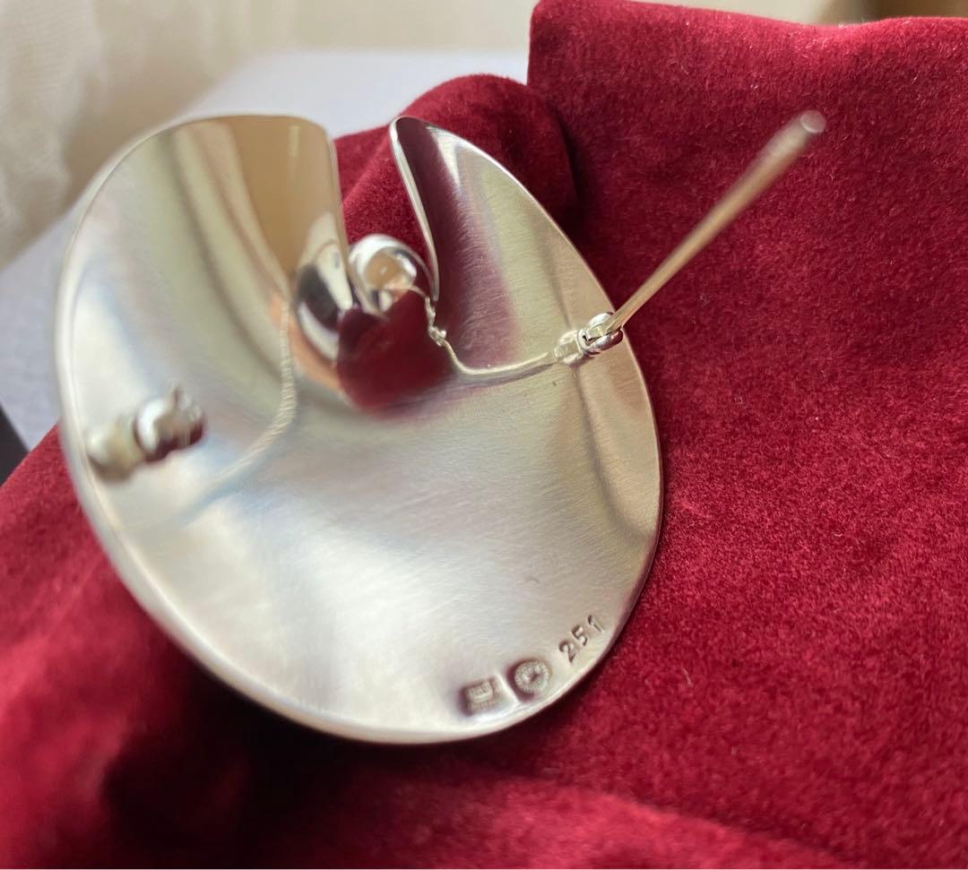 極美品 ヘマタイトブローチ351 睡蓮 sv925