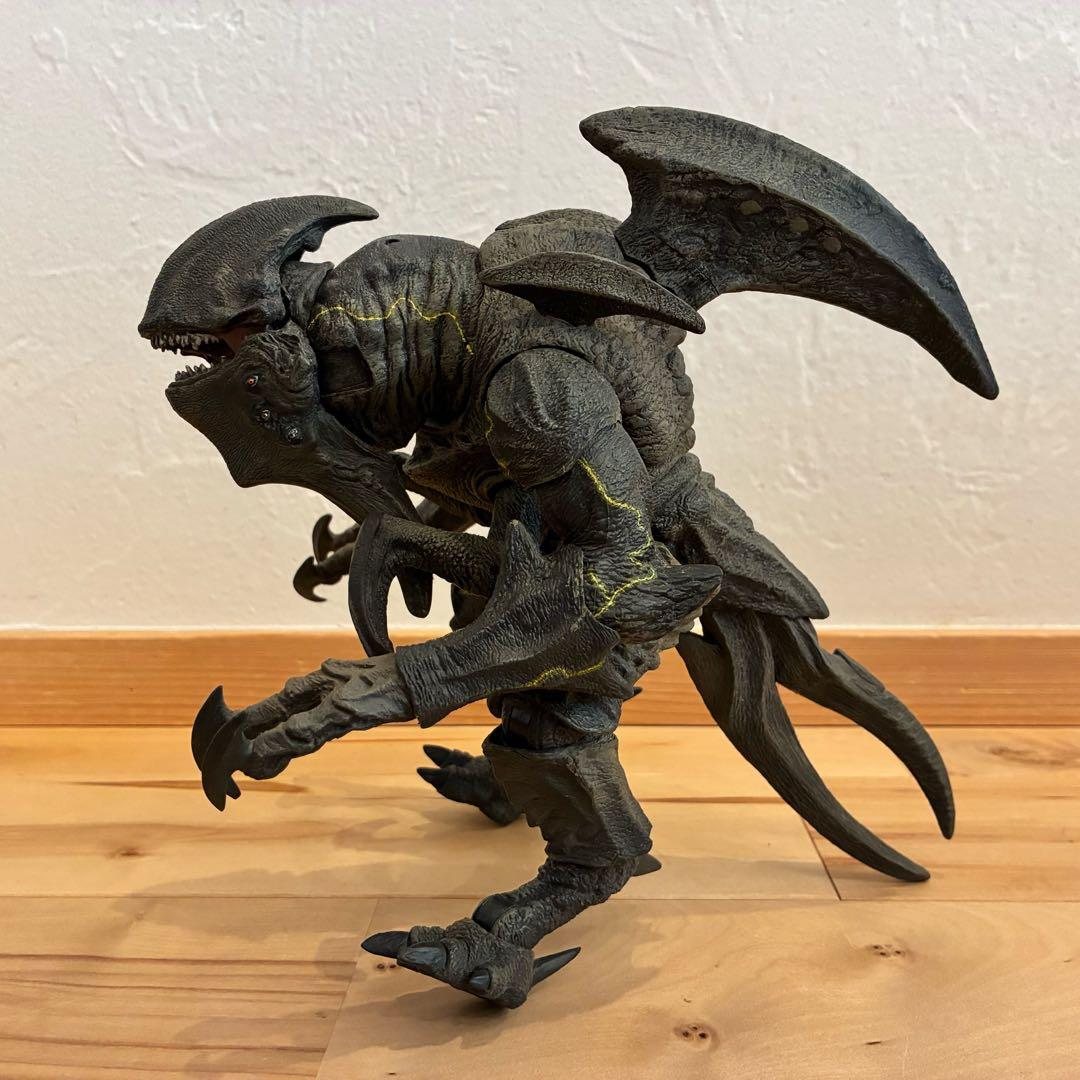 超レア‼️NECA ネカ パシフィックリム ムタヴォア