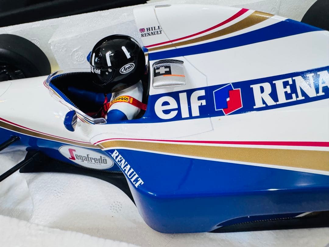 【稀少品】ミニチャンプス　ウィリアムルノー　FW16 1994 1/12