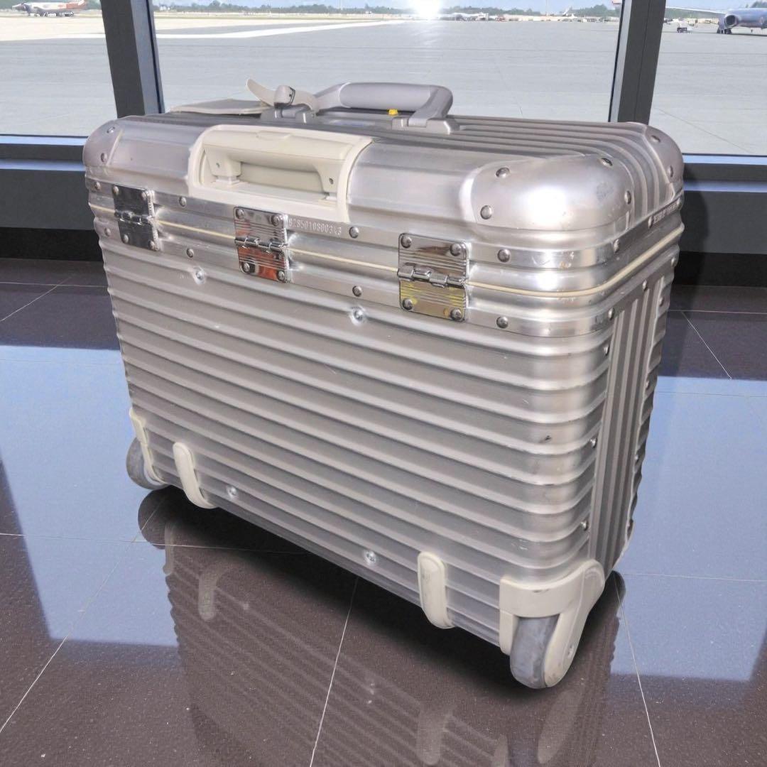 激レア】Audi PIMOWA アウディ リモワ パイロット キャリーケース