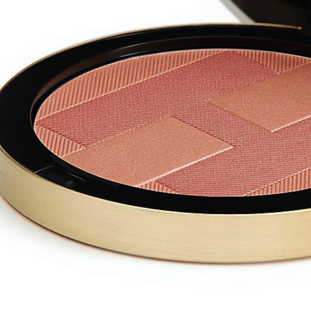 最終値下げです　早い者勝ち　HERMESチーク 【新品未使用】