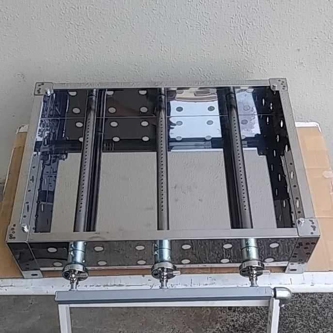 便利な持ちて付き　プロパンガス用　鉄板焼きグリドル　３辺フチ加工　お好み焼きそば