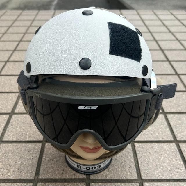 米軍 デッキクルーヘルメット FLIGHT DECK 白 ミリタリー