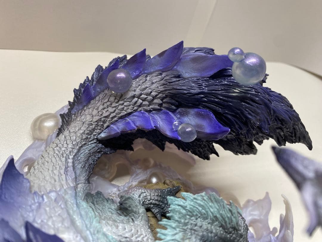 【クリエイターズモデル】焔狐竜 タマミツネ希少種　モンスターハンター　フィギュア