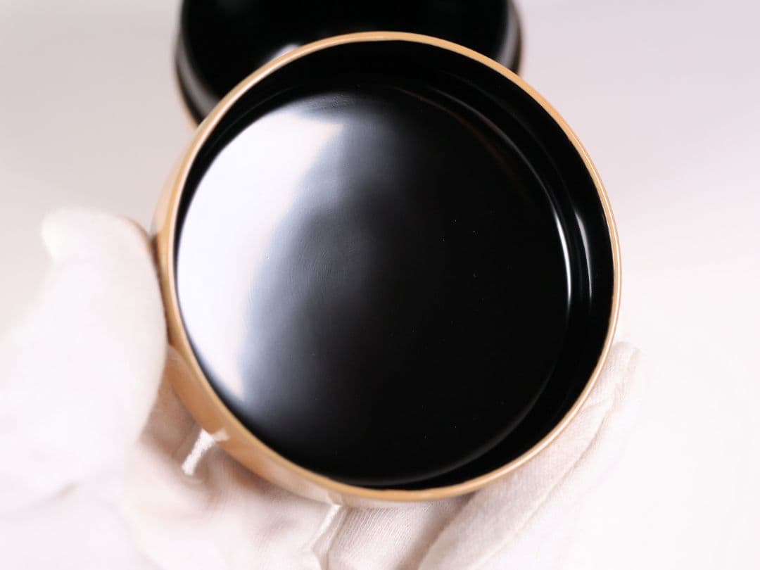 茶道具 中出松峰 白塗 紫陽花蒔絵 中棗 木製 共箱 漆芸 螺鈿