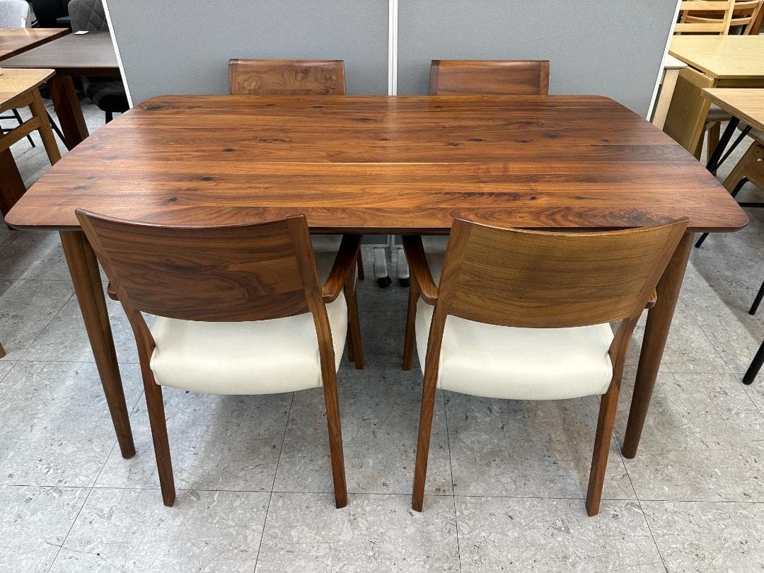 大塚家具　ダイニングテーブルセット　イス×4　ブラウン