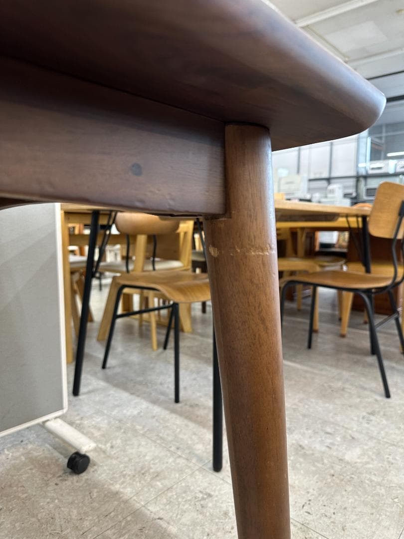 大塚家具　ダイニングテーブルセット　イス×4　ブラウン