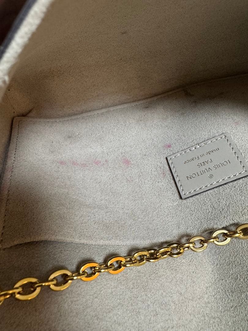 ルイヴィトン エピ ポシェットフェリシー