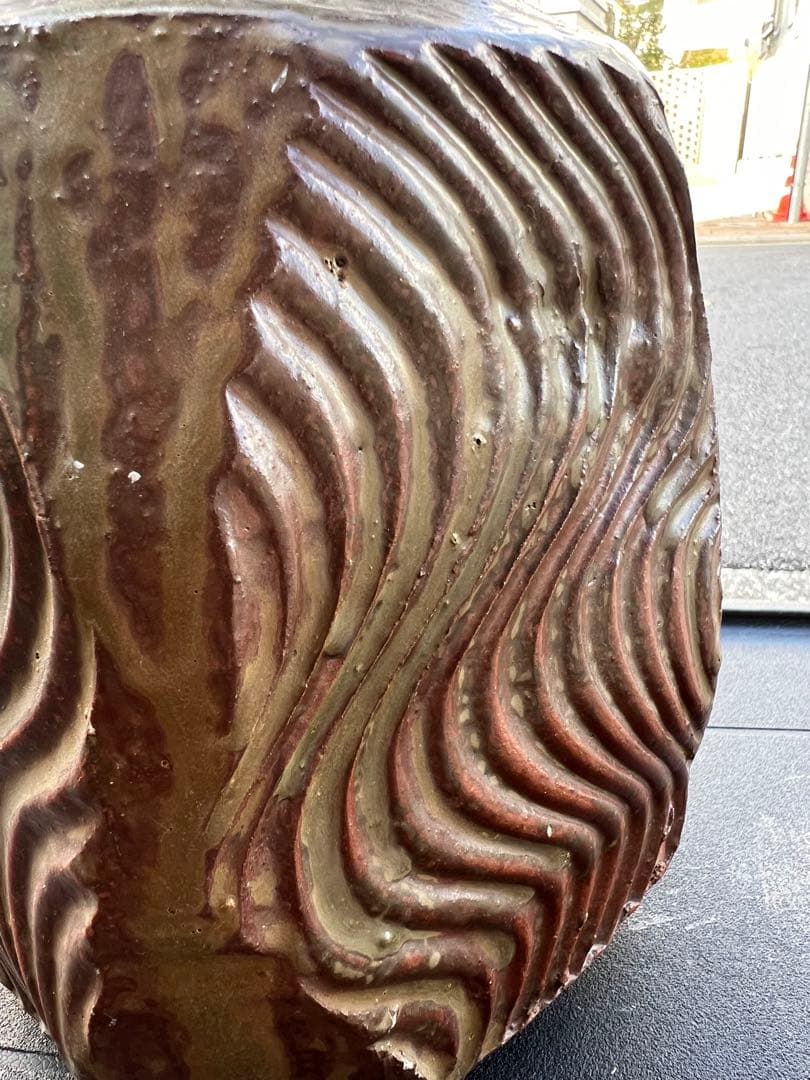 花瓶 花器 花入 ショップ 壺 陶器 波模様 アート 作家 置物 インテリア