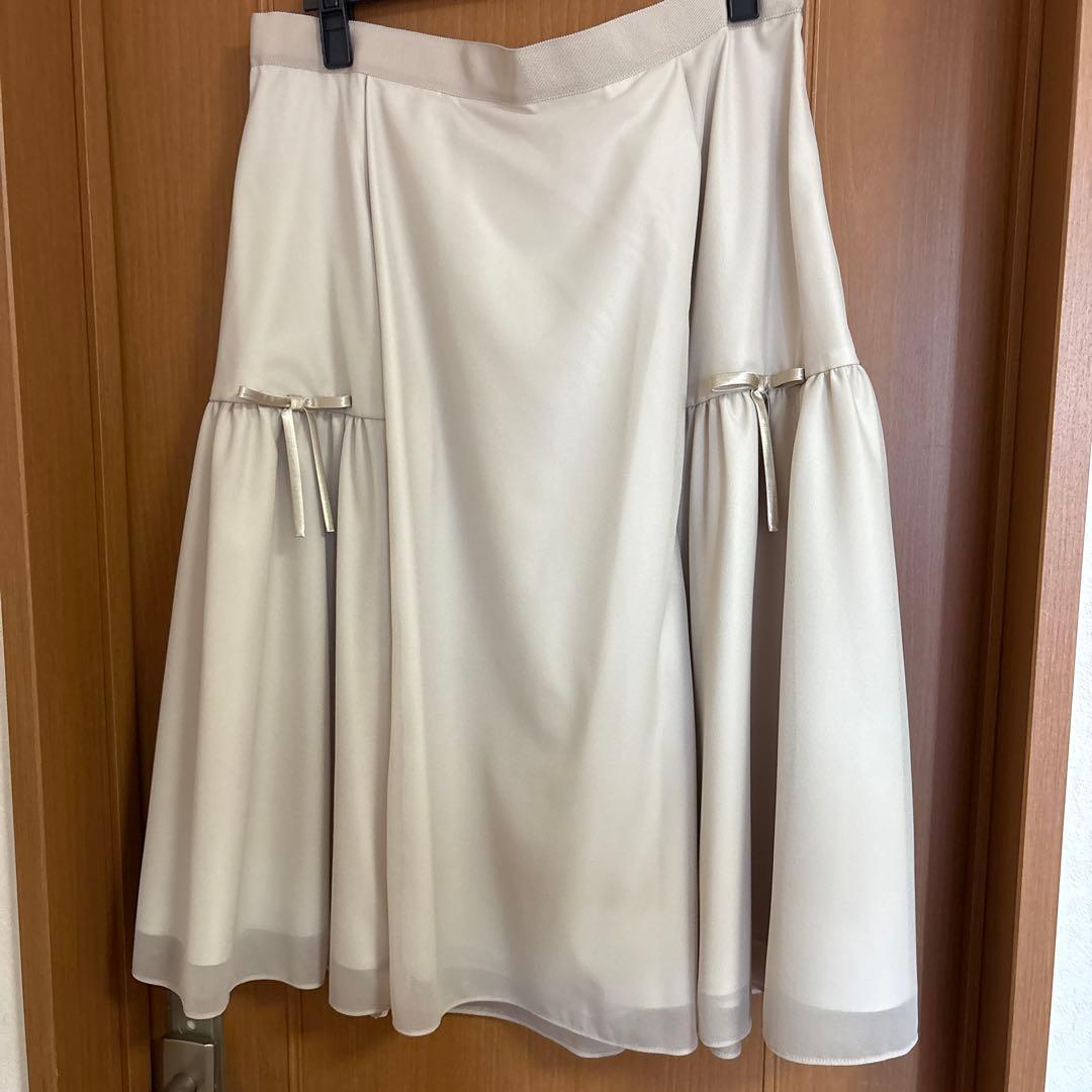 トゥービーシックリボン付きスカート50サイズ