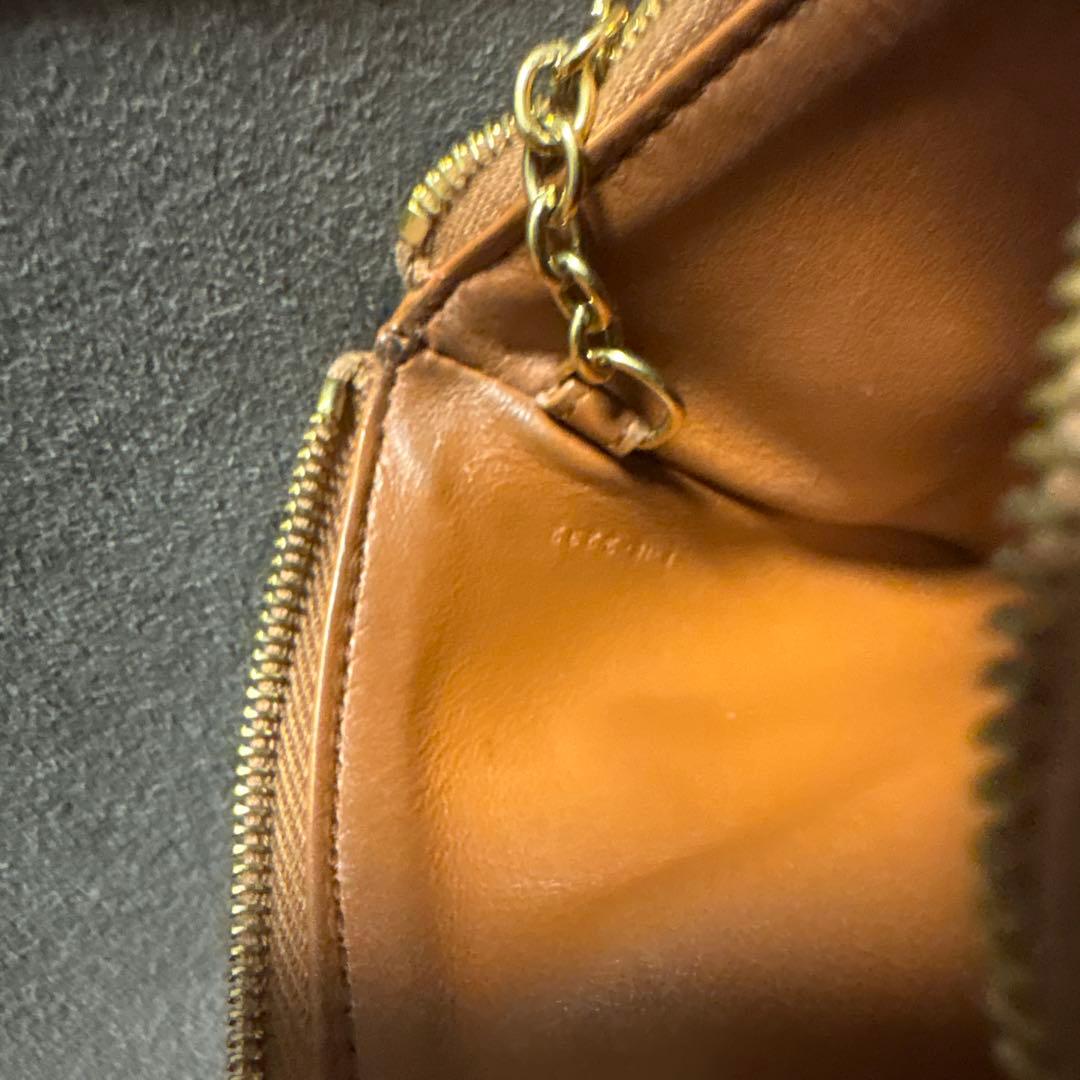 [CELINE]セリーヌケース トリオンフ　キーリング付きレザー