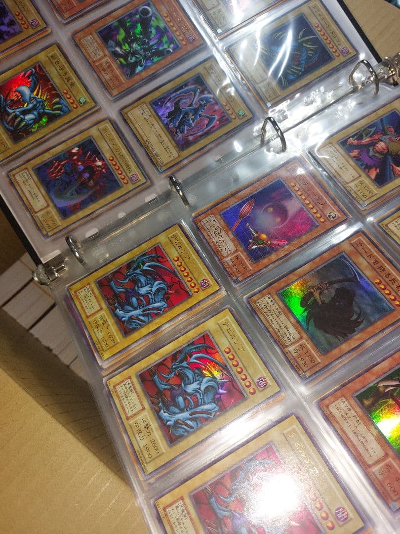 トレカ類約13kg まとめ　ポケモンカード　遊戯王 　カードダス　等